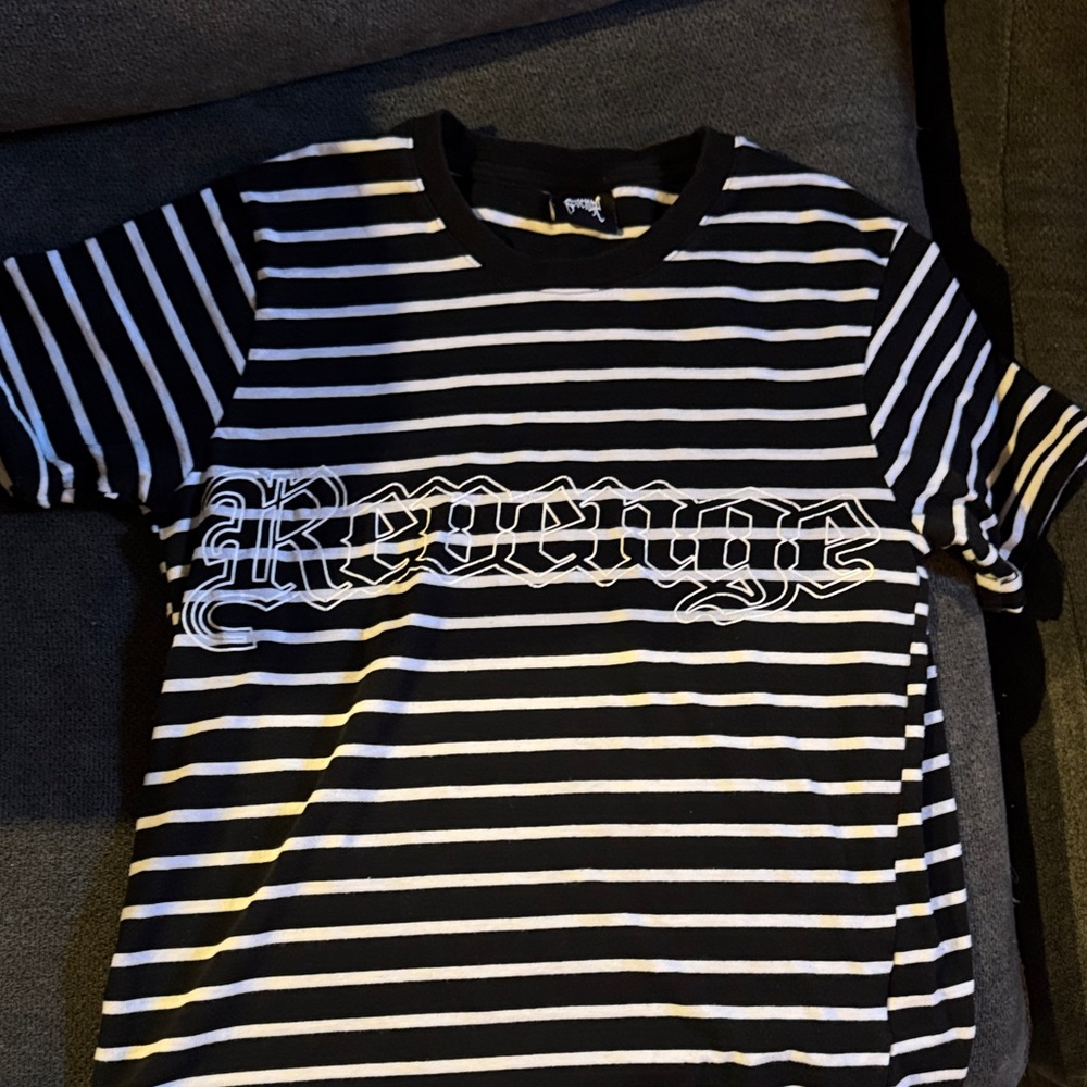 Men’s small revenge stripped tee